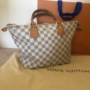 Louis Vuitton Seleya PM Bag Damier